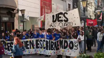 50 años después, los estudiantes de Río Cuarto marcharon con los mismos reclamos
