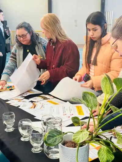 San Vicente abrió el debate que muchos evitan: 200 personas dijeron presente
