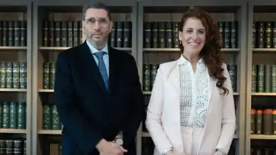 Renunció a un cargo clave del Gobierno de Orrego y ahora juega fuerte en una elección nacional