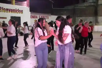 Se juntaron en un club de Paraná para grabar un video, pero lo que hicieron con las reproducciones cambia todo