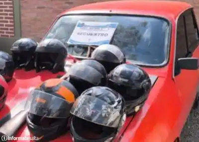 Se llevaba los cascos de a dos: lo que descubrieron las cámaras de la universidad