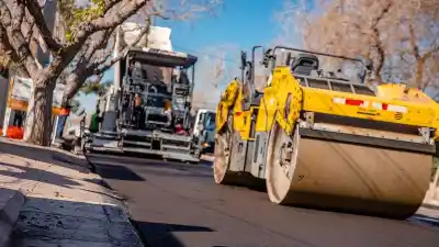 Cortes y desvíos en pleno centro: qué calle se repavimenta este jueves