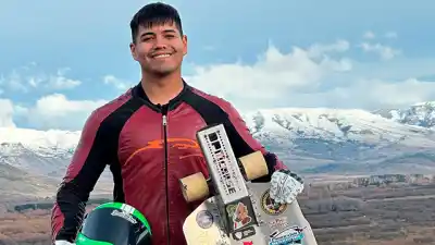 Va al Mundial de Street Luge a 130 km/h: el riojano que necesita una mano para llegar a Paraguay