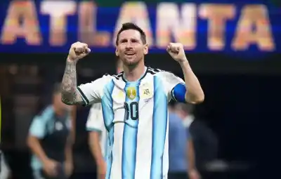 El viaje que desató una locura en San Juan: 400 consultas en 12 horas por la despedida de Messi
