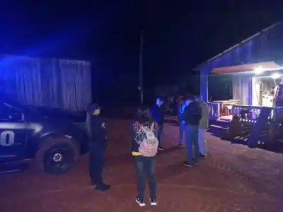 La buscaban hace cinco días en Corrientes y apareció en un paraje de Misiones: quién estaba con ella