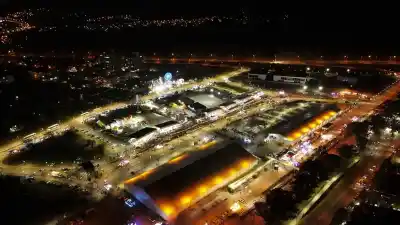 Arranca el desfile de la FNE 2026: por qué 42 colegios van primero y quiénes no estarán