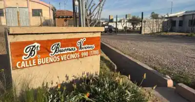 Cayeron a un pozo en el patio de una casa de Guaymallén y no pudieron salir