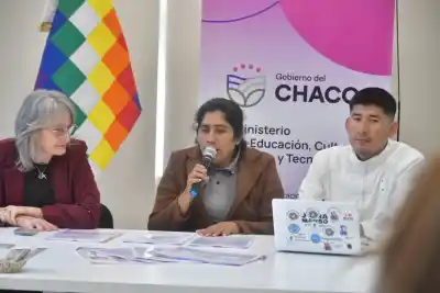 Chaco presentó materiales en lengua moqoit: lo que se puede hacer con un código QR