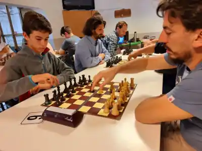 Ajedrez en Bariloche: el torneo que reúne a los mejores del sábado tiene precio diferencial