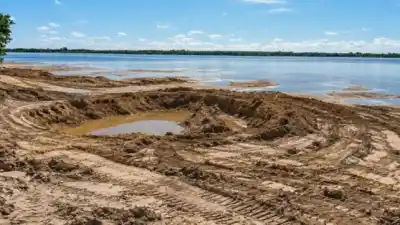 Denuncian que en Paso Vera removieron arena sin que nadie sepa quién lo autorizó