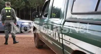 Viajaba en un colectivo de línea con cinco panes marcados con un sello conocido: dónde terminó todo