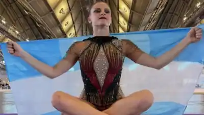 Vendió rifas y hasta mallas usadas para llegar al Mundial: la historia de la gimnasta cordobesa que debuta en los Juegos Suramericanos