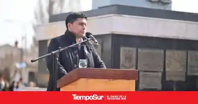 Vidal firmó un acuerdo millonario en San Julián y dejó una promesa que la ciudad espera desde hace años