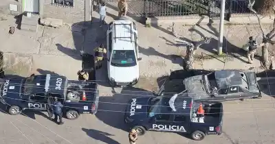 21 allanamientos simultáneos en Las Heras: lo que la Policía encontró adentro los obligó a pedir un camión