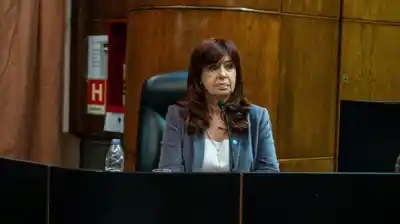 Cristina y Máximo Kirchner ya saben cuándo se sentarán ante los jueces: las fechas que fijó la Justicia
