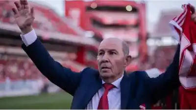 Bochini se cansó de mirar desde afuera y lanzó un mensaje que ilusiona a los hinchas de Independiente