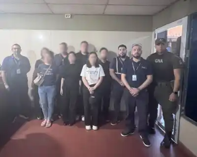 Gendarmería los frenó en la terminal de Posadas y no pudieron explicar cómo entraron al país