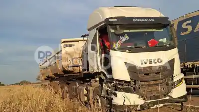 Iba con su camioneta por la Ruta 89 y un camión lo embistió: qué encontraron en el lugar