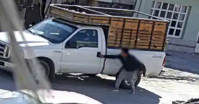 Le bajaron la llave de la camioneta al padre en Río Gallegos: el video que difundieron los dejó expuestos