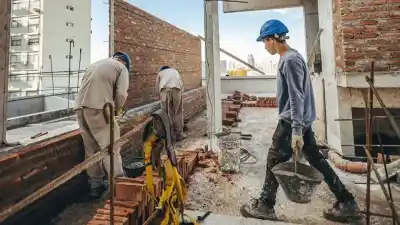 En Roca construyen a full: el detalle que nadie esperaba aparece en el mapa de las obras