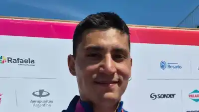 A 120 milésimas del oro, Chalo Molina se derrumbó en el piso de Santa Fe