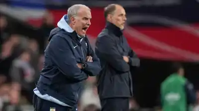 El cruce que estalló en el amistoso: La reacción de Tuchel que dejó a Bielsa sin palabras