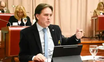 El proyecto que quiere frenar el infierno de las deudas en Chubut: la letra chica que nadie vio venir