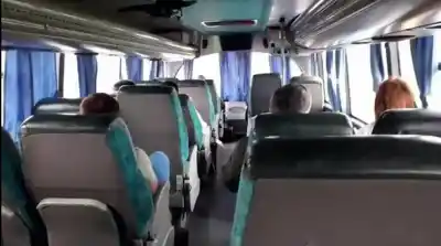 Su bebé se quemó con agua hirviendo en un colectivo y el papá rompió el silencio: "No sé quién es esta persona"