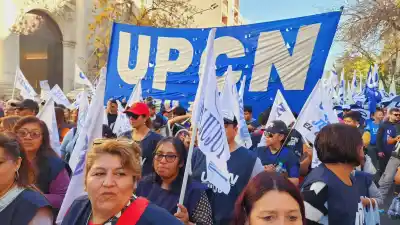 El gremio que agrupa a 20.000 trabajadores de escuelas de Jujuy apuntó contra el Ministerio: "Son el primer eslabón"