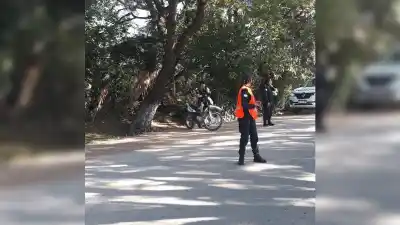 El control en Río Blanco que dejó al descubierto una insólita excusa: "Me la devolvieron así de la comisaría"