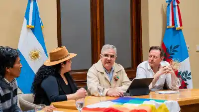 Jalil se reunió con caciques del norte de Belén: qué se llevaron de la Casa de Gobierno
