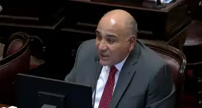 Manzur rompió un silencio de más de un año en el Senado y las razones no son las que imagina