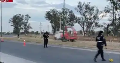 Chocaron una moto y un auto en la Circunvalación Sureste: el detalle que complica a todos los que pasan por ahí