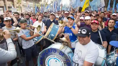 La bomba de tiempo que explota en los bolsillos: el dato que nadie quiere ver sobre los salarios