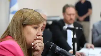 Denunció un complot, la causa se archivó y ahora deberá pagar $5 millones