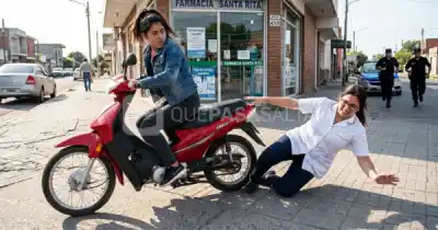 Quiso retirar 60 pastillas con una receta trucha y terminó detenida: lo que pasó en la farmacia
