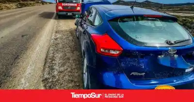 Manejaban por la Ruta 12 cuando la camioneta y el auto se encontraron: lo que dejó el impacto