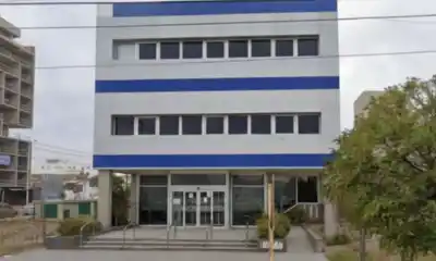 Trabajó 13 años sin cobrar un peso y lo sacaron de prepo: ahora el poblador va por todo
