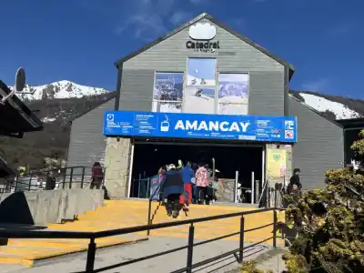 Catedral compró una telecabina nueva, pero ya hay otros centros de esquí que la quieren