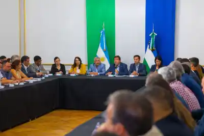Coparticipación: la letra chica del acuerdo que nadie quiere firmar en Viedma