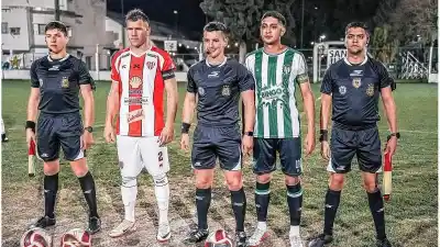 El clásico de San Justo quedó sin grito: uno ya festeja y el otro sigue sin poder ganar