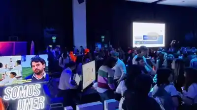 La UNER sorprendió en Campus Party: el invento que controla una pantalla con la mente