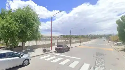 La atacó por la espalda en el patio de la escuela y ahora la Justicia tomó una decisión