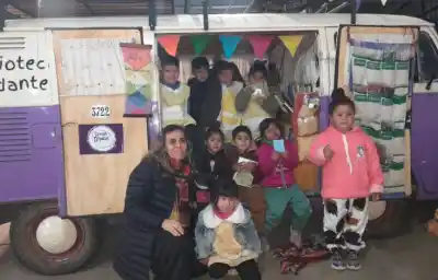 Doña Galinda recorrió el Departamento Belgrano y llegó a cientos de chicos