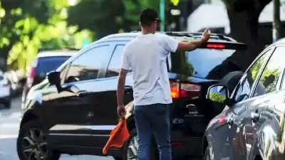 Santa Fe tiene nueva ley contra los cuidacoches: lo que casi nadie vio venir