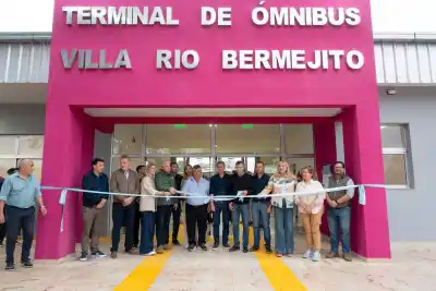 Bermejito estrenó su terminal soñada y Zdero lanzó un aviso a los vecinos