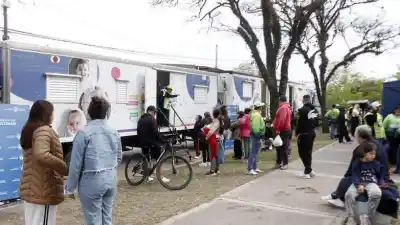 El Hospital Móvil se queda una semana más en un barrio de Tucumán: qué servicios gratis podés aprovechar