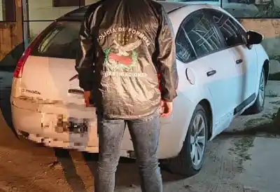 La Policía siguió el rastro de un auto y terminó deteniendo al sospechoso en un barrio de Formosa
