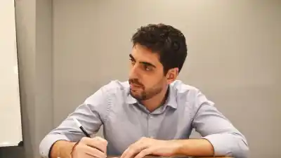 Casielles cruzó a Milei en Misiones y sorprendió con su respaldo a un candidato inesperado