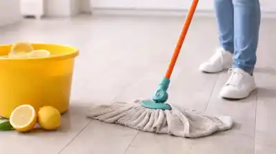 El truco secreto que usan los expertos para limpiar el piso y que pocos conocen